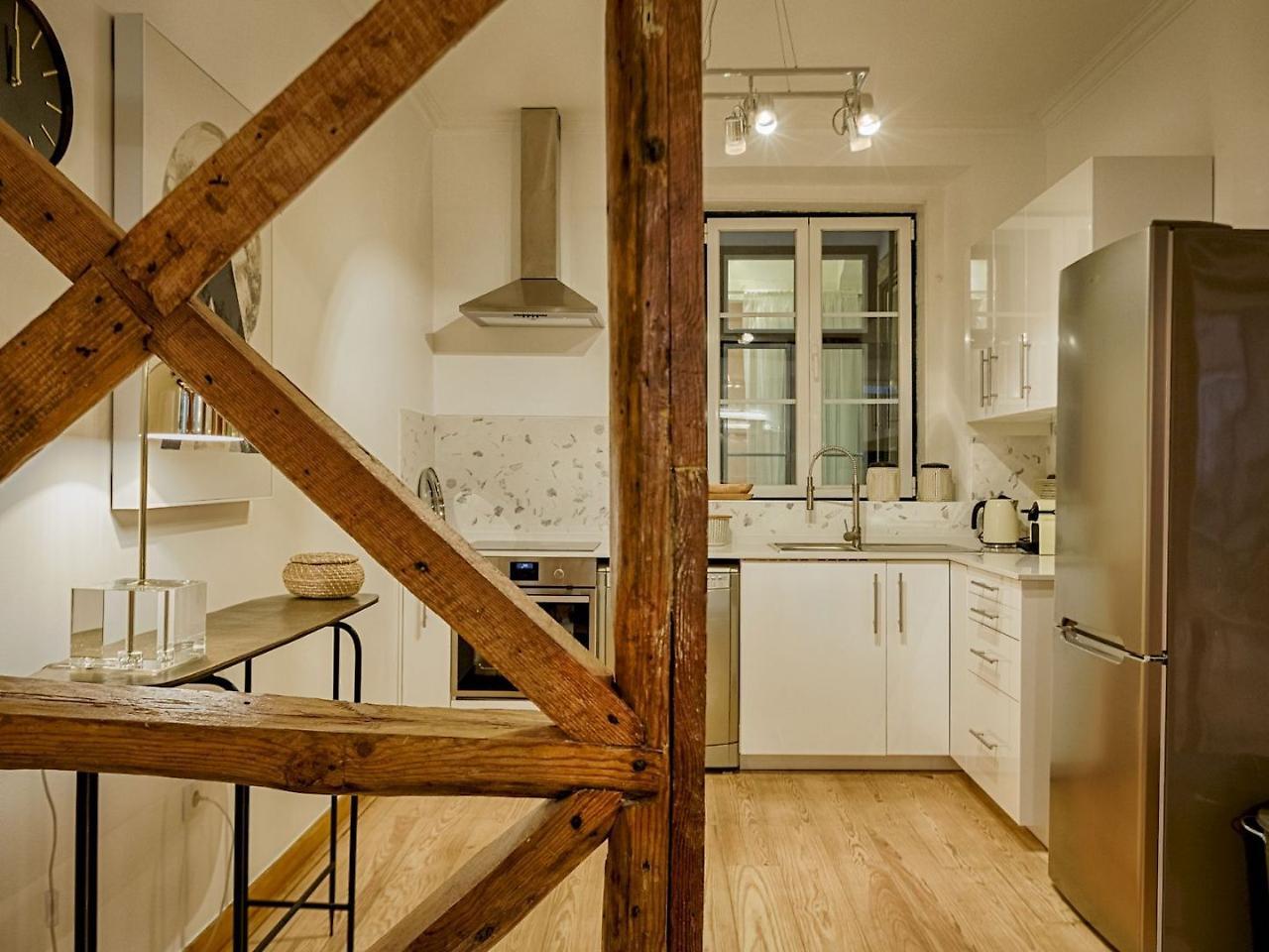 Master Historical Gem In Chiado * Lissabon
